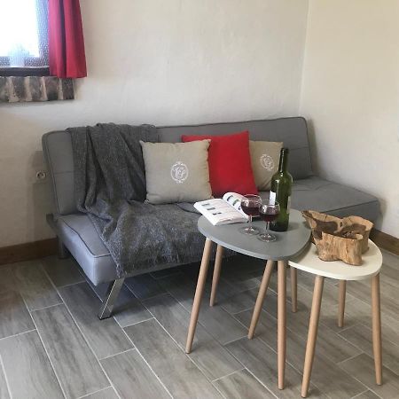 Camping Les Arbois 호텔 Montjay  외부 사진