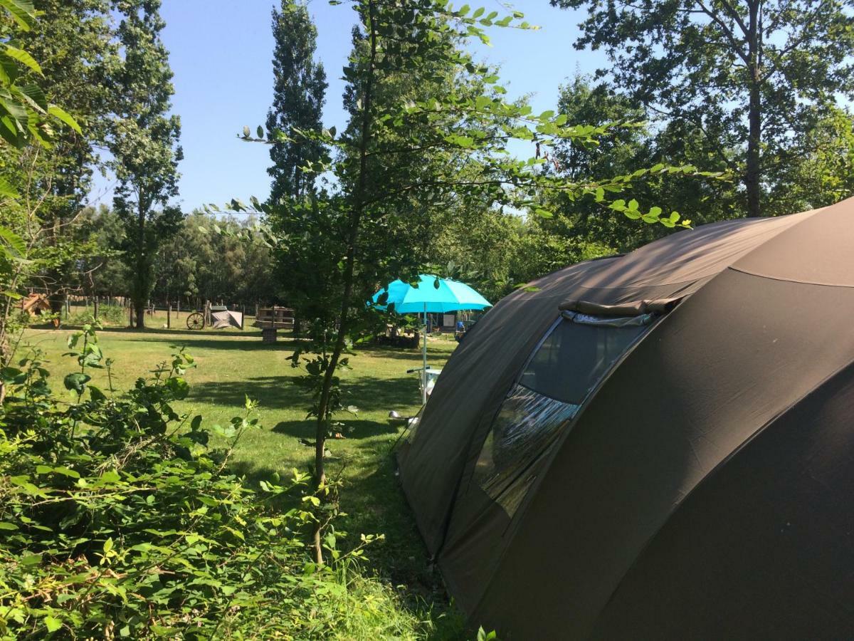 Camping Les Arbois 호텔 Montjay  외부 사진